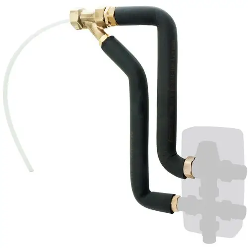 Anschlusset mit gebogenen Rohren und Metallfittings, geeignet für den ESBE VTR322. Enthält einen transparenten Verbindungsstoß.